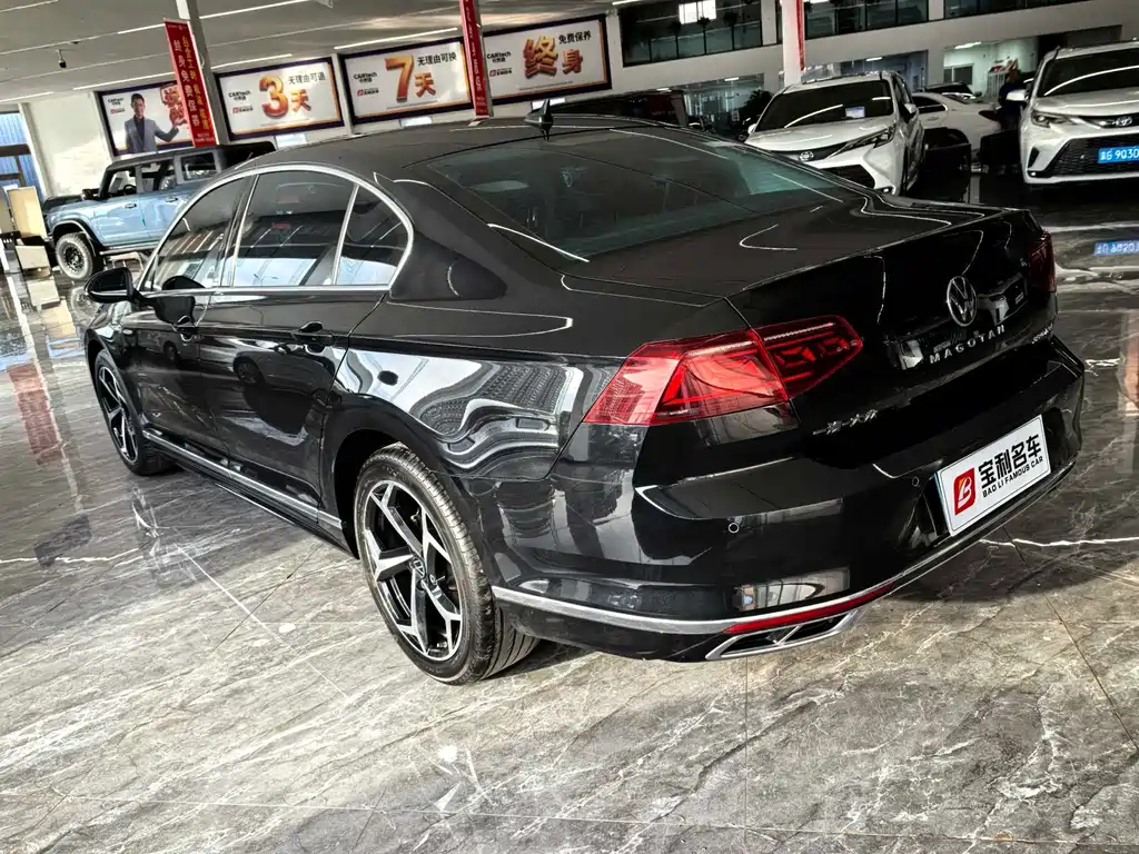 Volkswagen Magotan — миниатюра 2