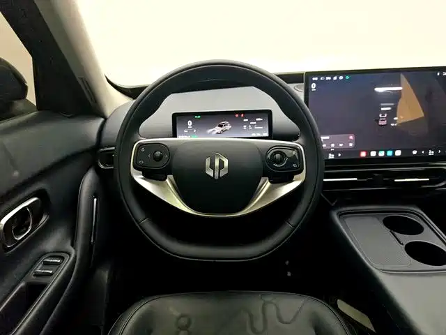 Leapmotor Leapmotor A10 — миниатюра 11
