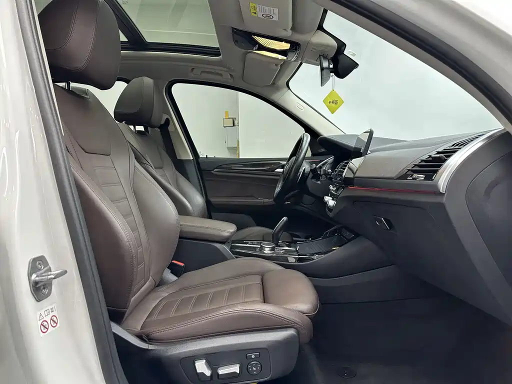 BMW X3 — миниатюра 13