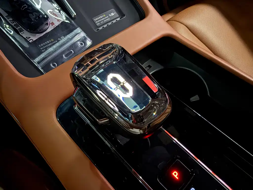 AITO AITO M7 — миниатюра 12