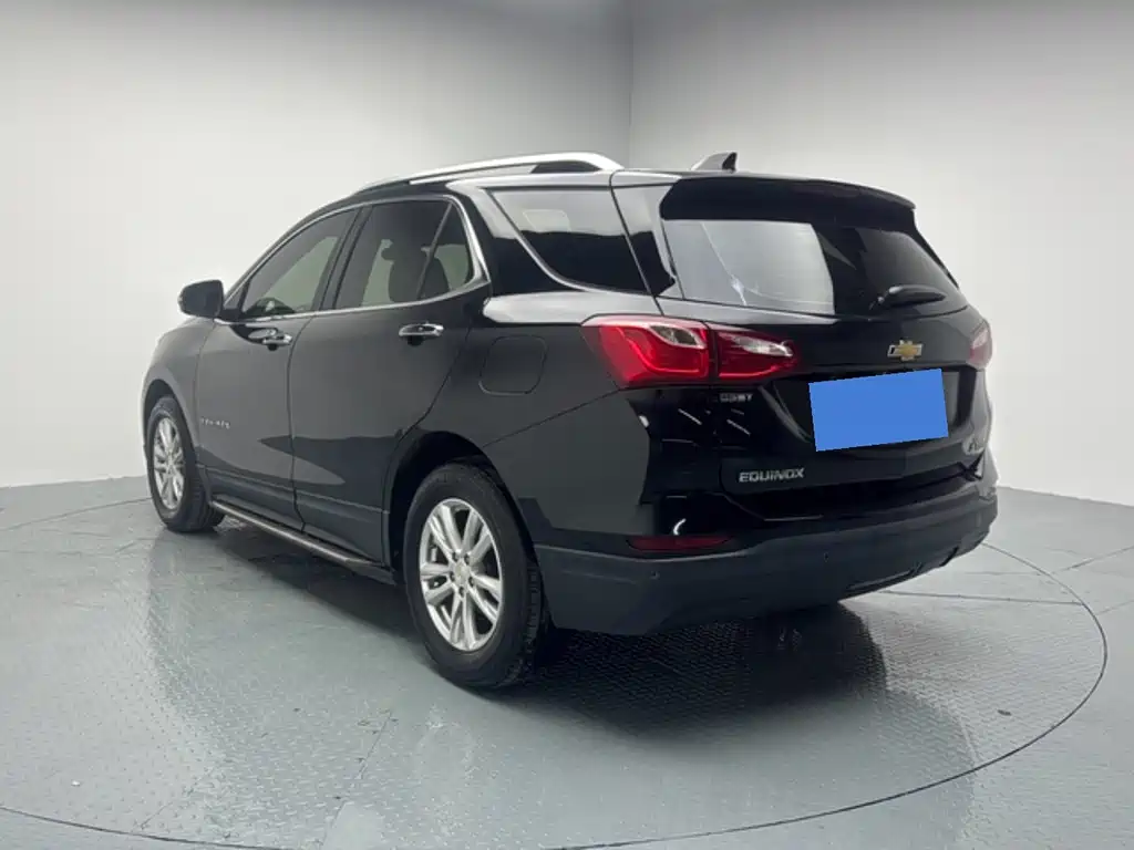 Chevrolet Equinox — миниатюра 6
