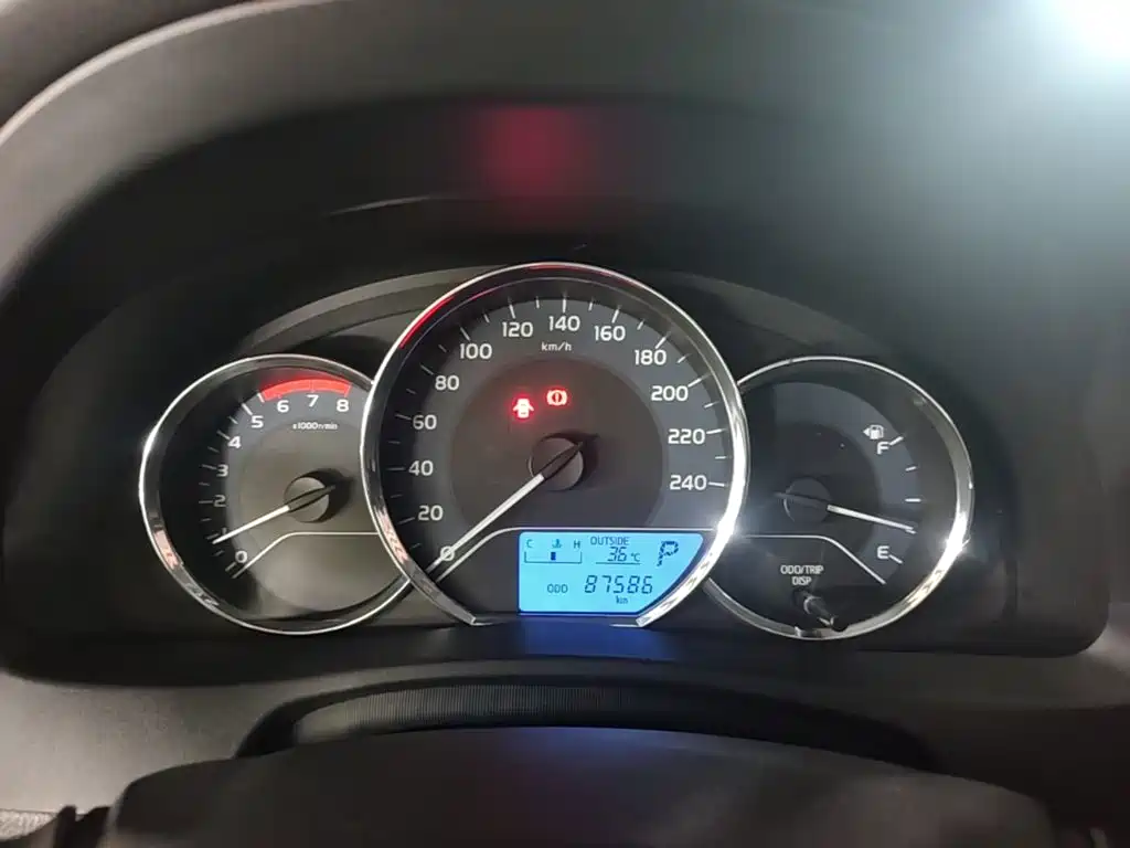 Toyota Corolla — миниатюра 12