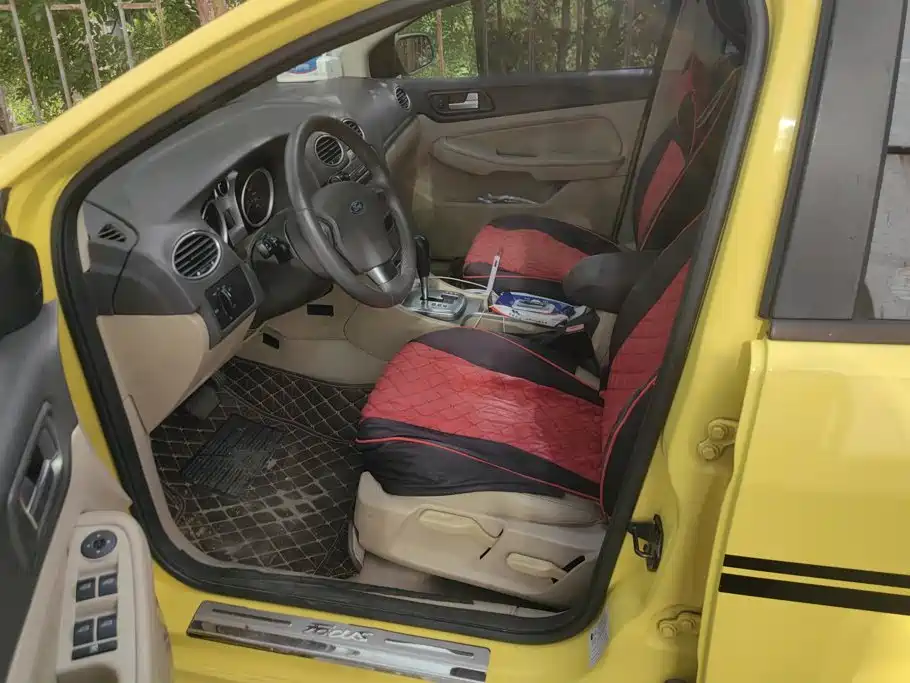 Ford Focus — миниатюра 9