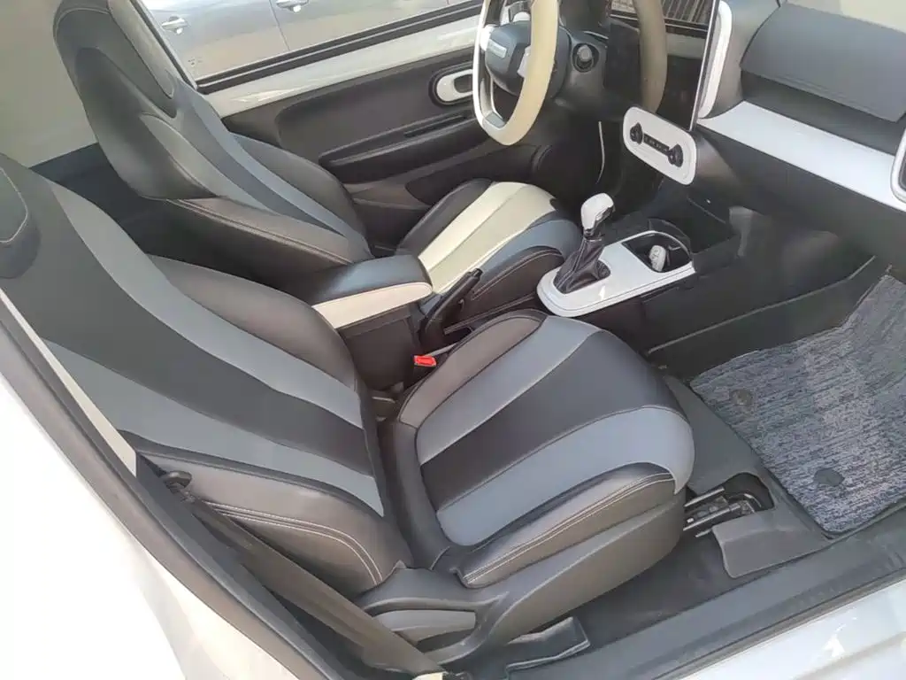 Roewe Clever — миниатюра 25