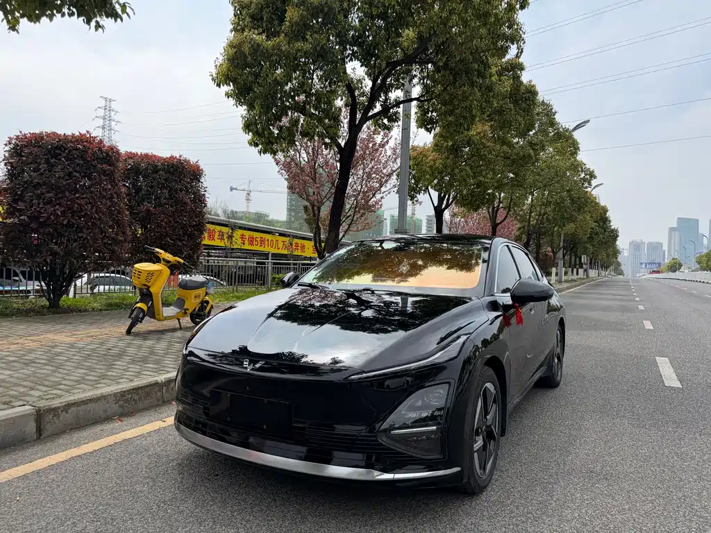 Wuling Xingguang - фото 2