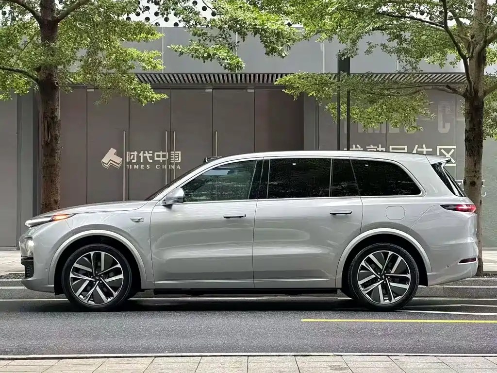 Li Auto Li L9 — миниатюра 2