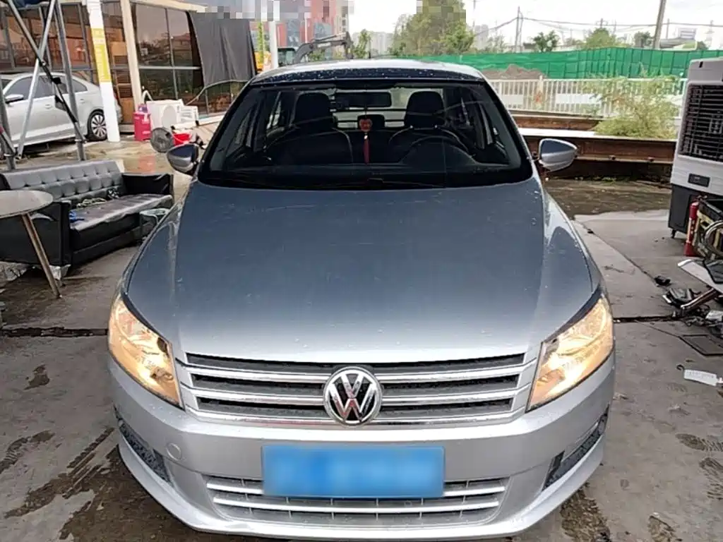 Volkswagen Santana — миниатюра 3