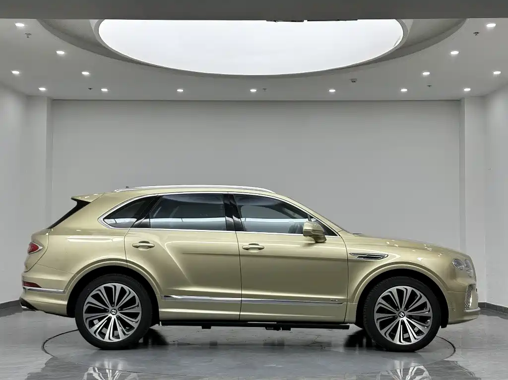 Bentley Bentayga — миниатюра 4