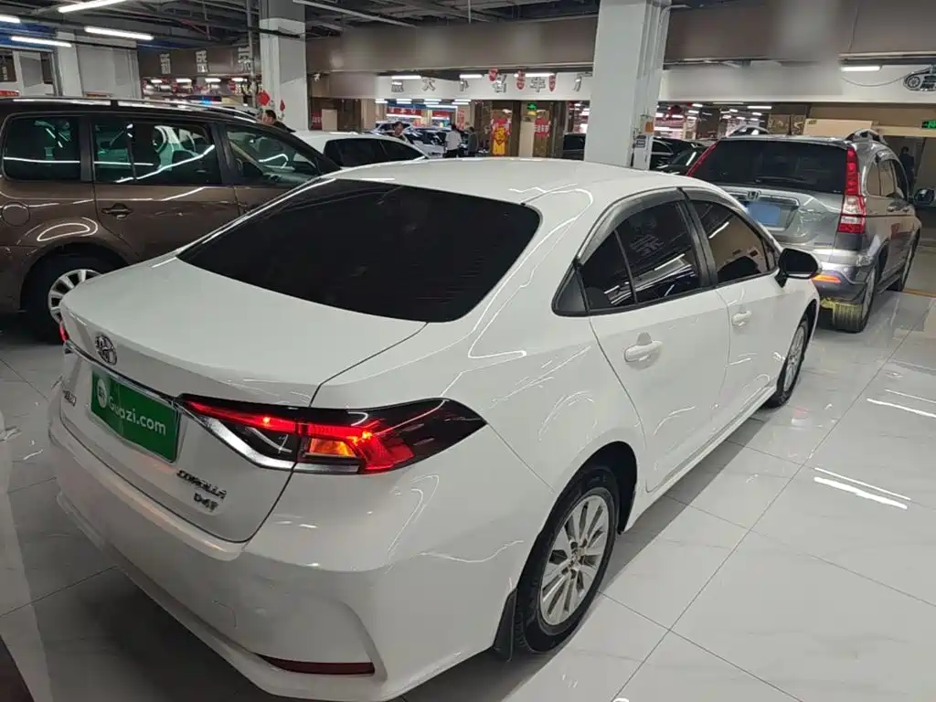 Toyota Corolla — миниатюра 7