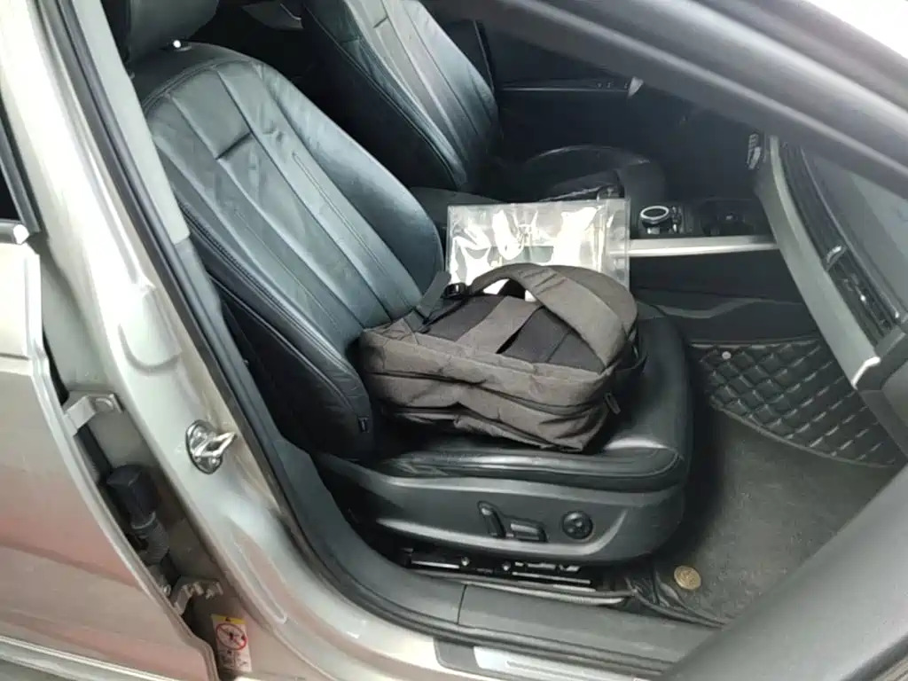 Audi A4L — миниатюра 20