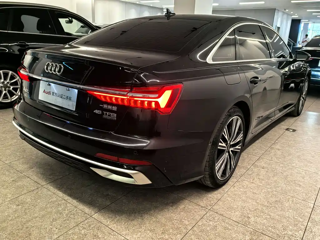 Audi A6L — миниатюра 5
