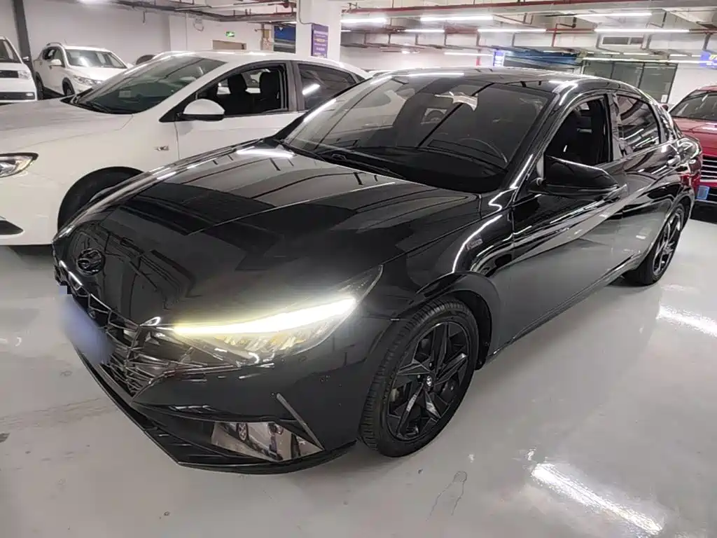 Hyundai Elantra — миниатюра 2