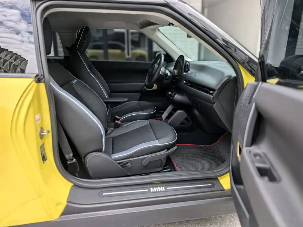 MINI MINI COOPER EV — миниатюра 12