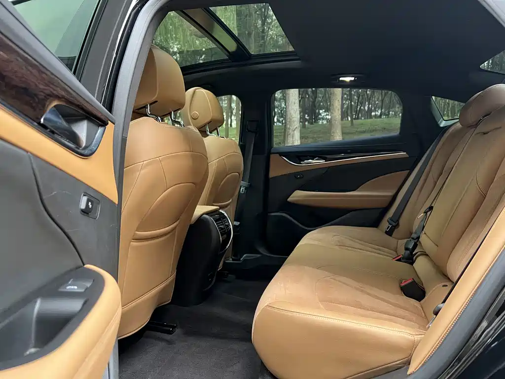 Buick LaCrosse — миниатюра 8