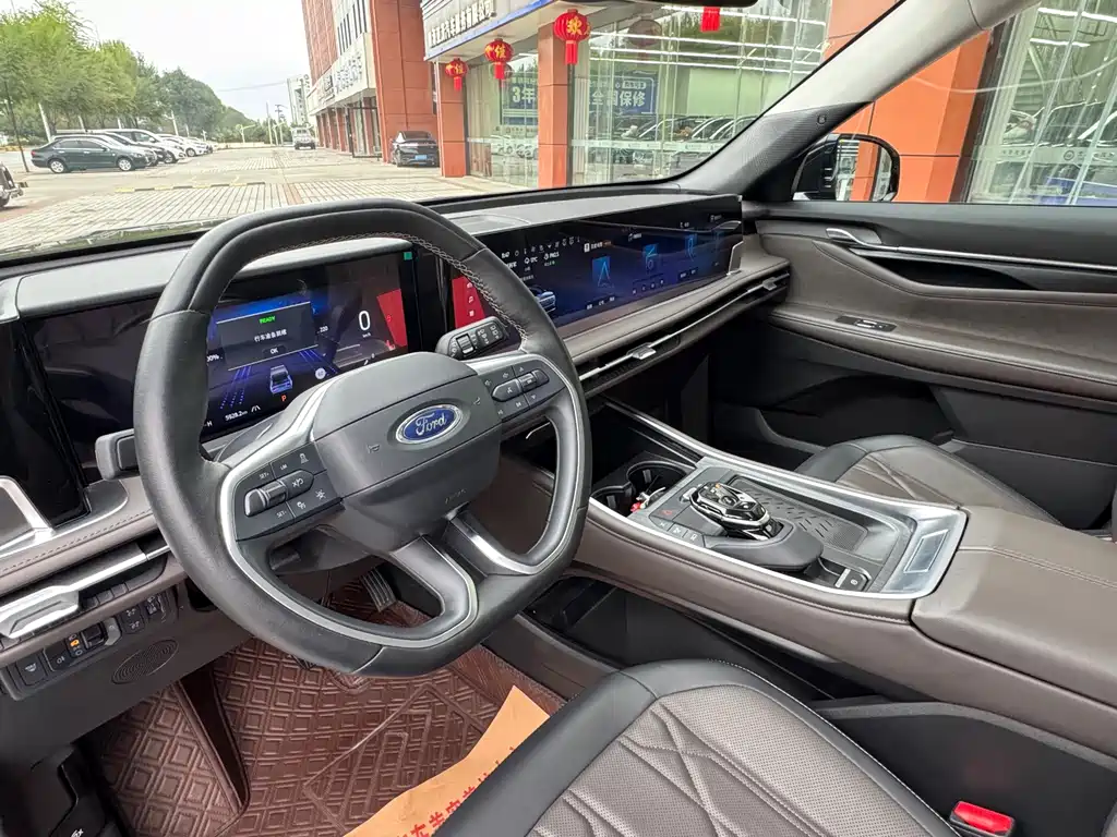 Ford Edge — миниатюра 8