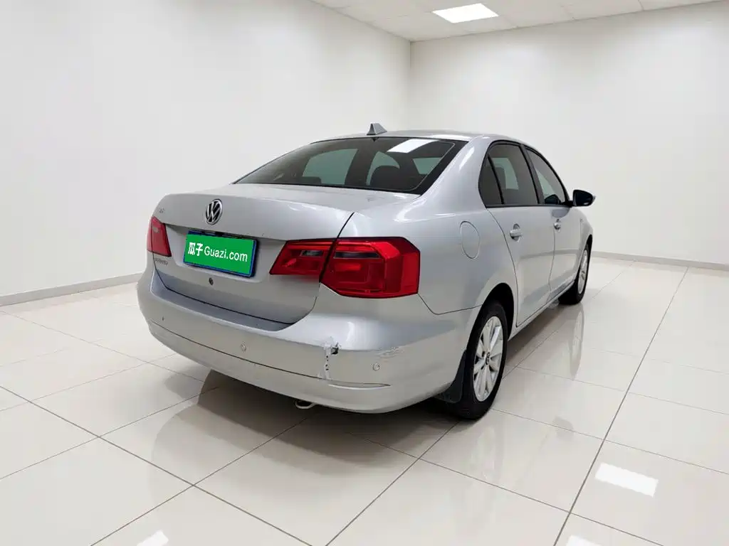 Volkswagen Jetta — миниатюра 6