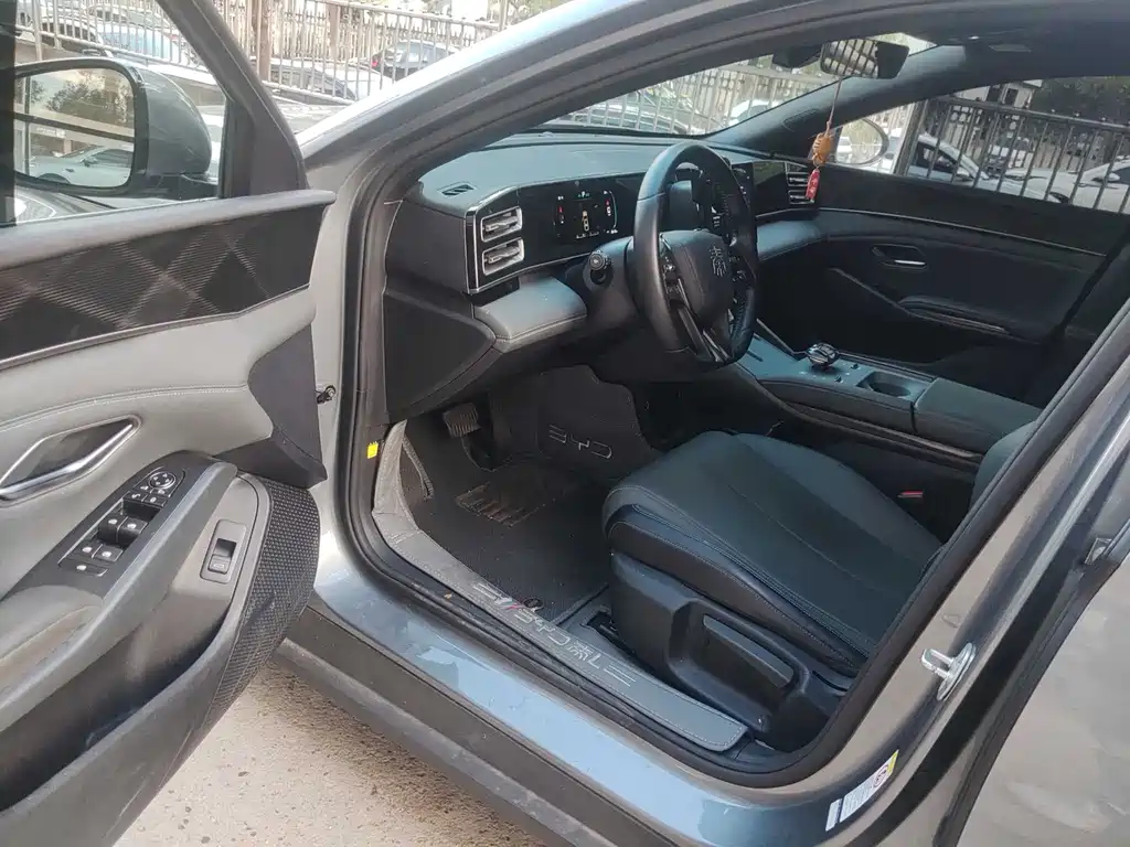 BYD Qin L — миниатюра 4