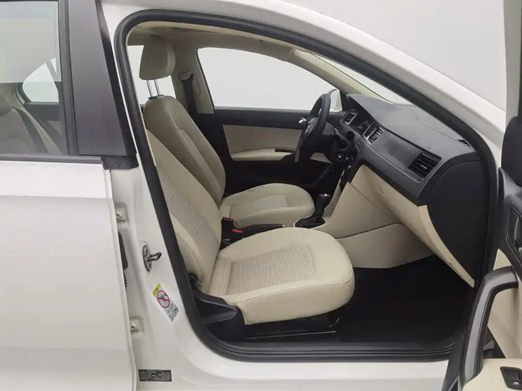 Skoda Rapid — миниатюра 23