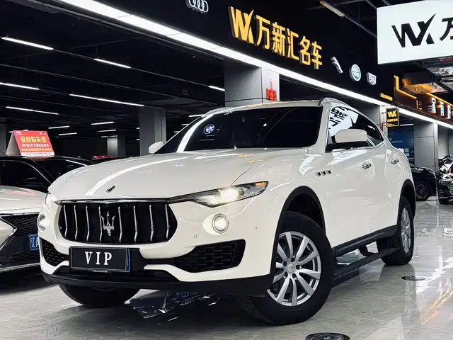 MASERATI LEVANTE