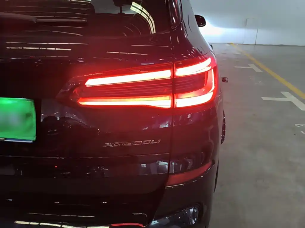 BMW X5 — миниатюра 8