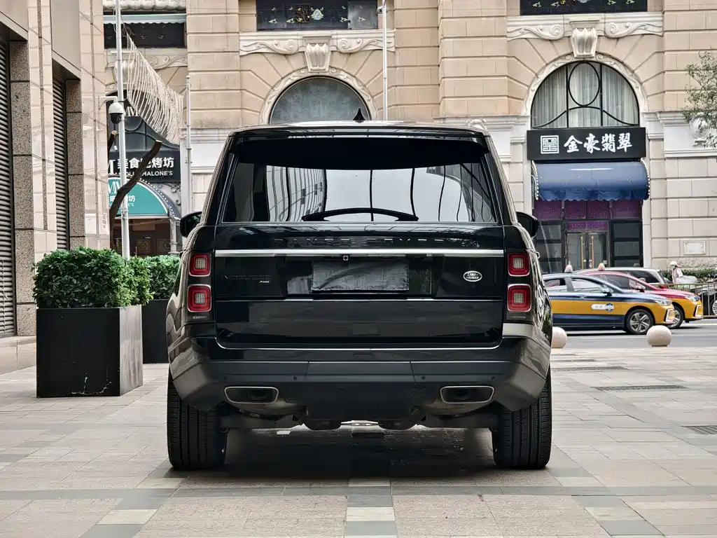 Land Rover Range Rover — миниатюра 5