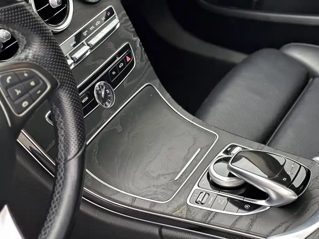 Mercedes-Benz C-Class — миниатюра 10
