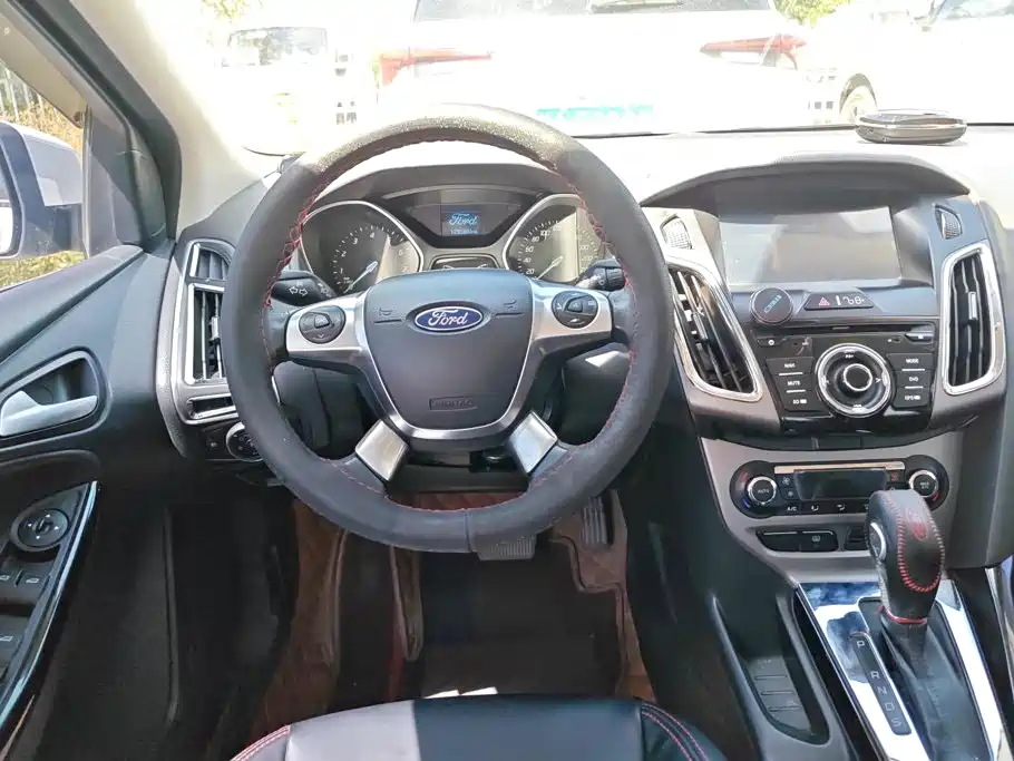 Ford Focus — миниатюра 15