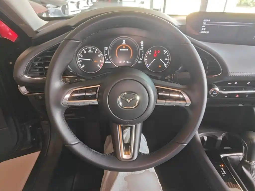 Mazda 3 Axela — миниатюра 11