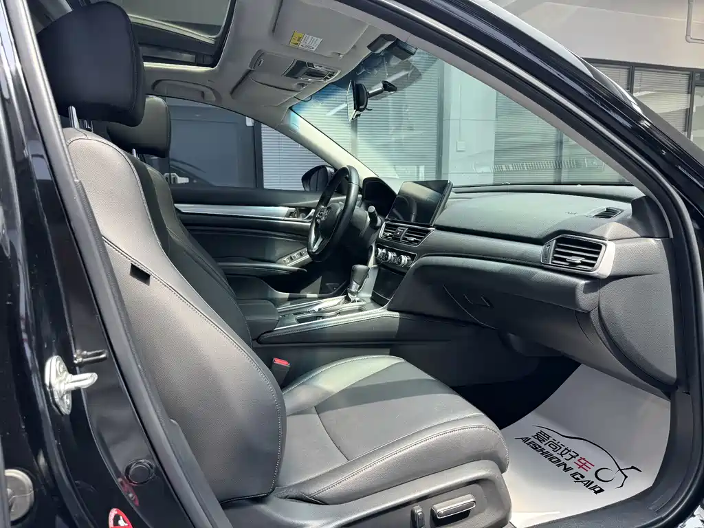 Honda Accord — миниатюра 14