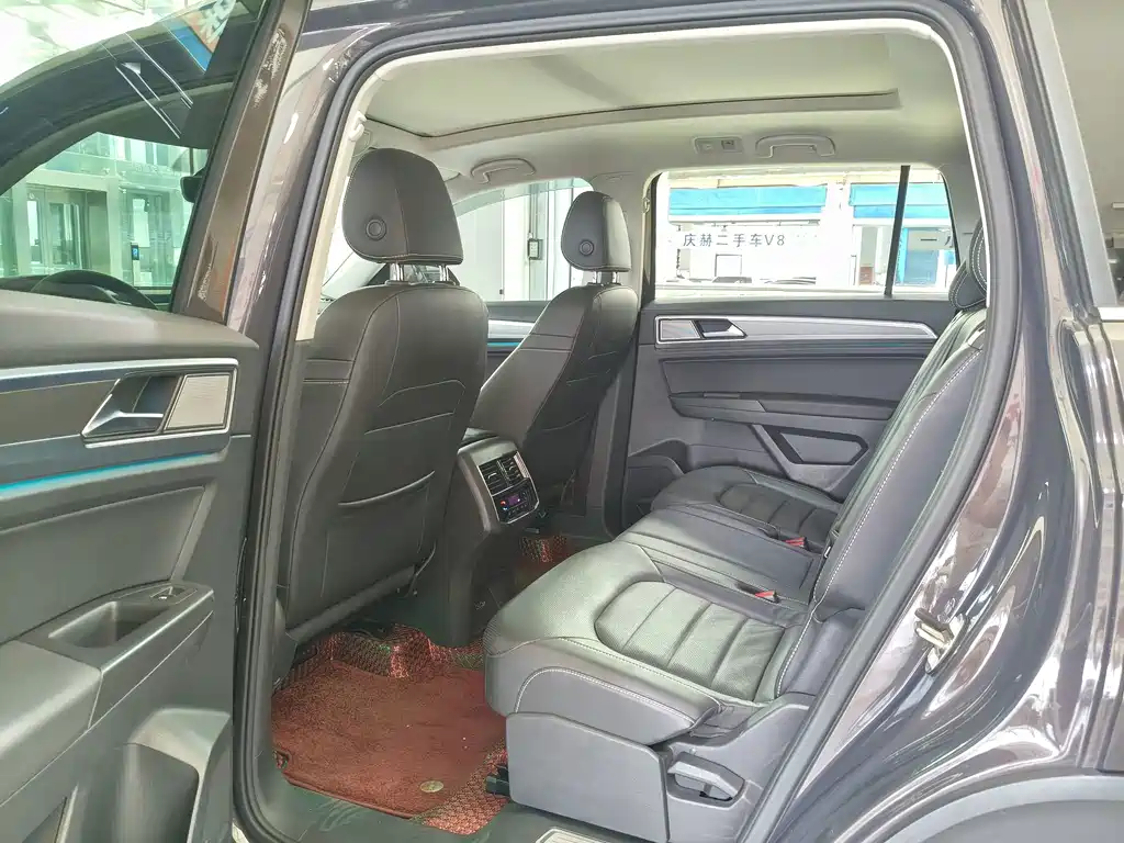 Volkswagen Teramont — миниатюра 9