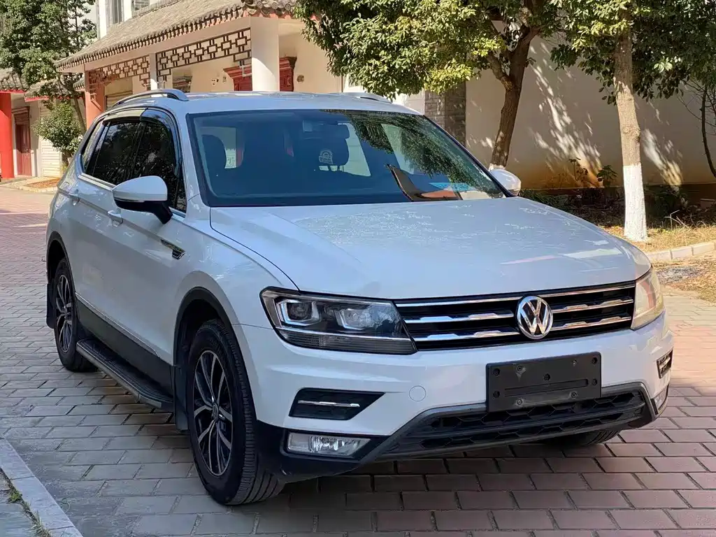 Volkswagen Tiguan L — миниатюра 3