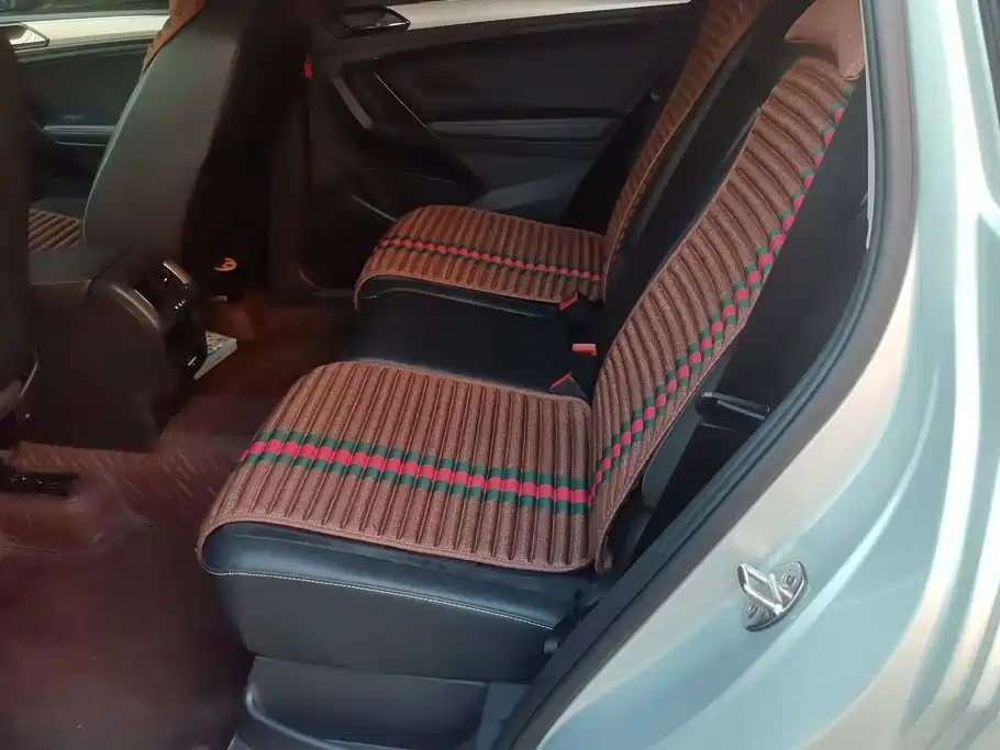 Volkswagen Tiguan L — миниатюра 11
