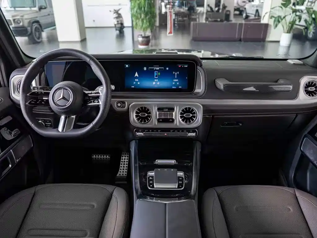 Mercedes-Benz G-Class — миниатюра 6
