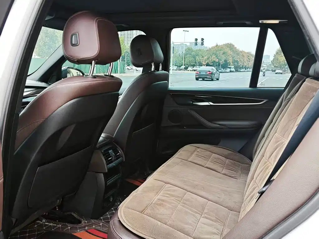 BMW X5 (Import) — миниатюра 5
