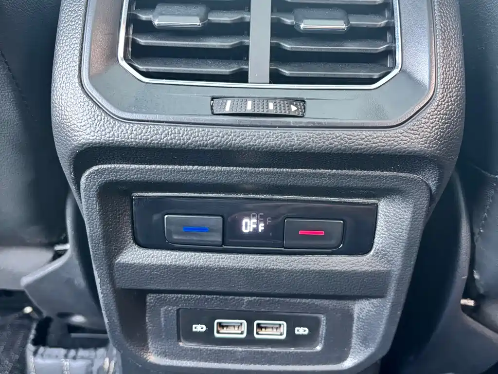 Volkswagen Tiguan L L 2019 330TSI AT Luxury VI