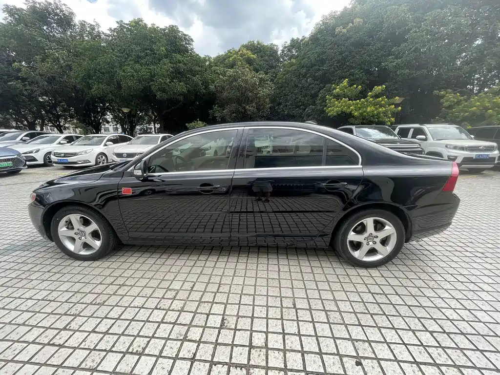 Volvo S80L — миниатюра 15