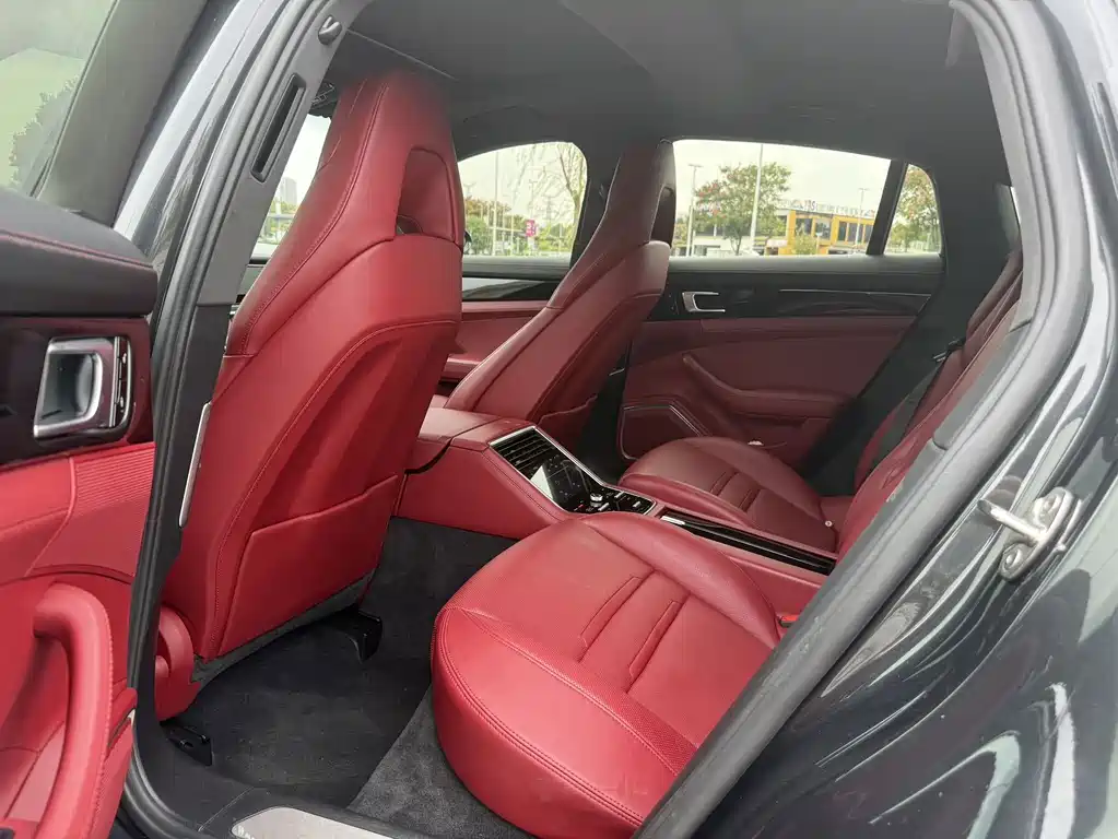 Porsche Panamera — миниатюра 11