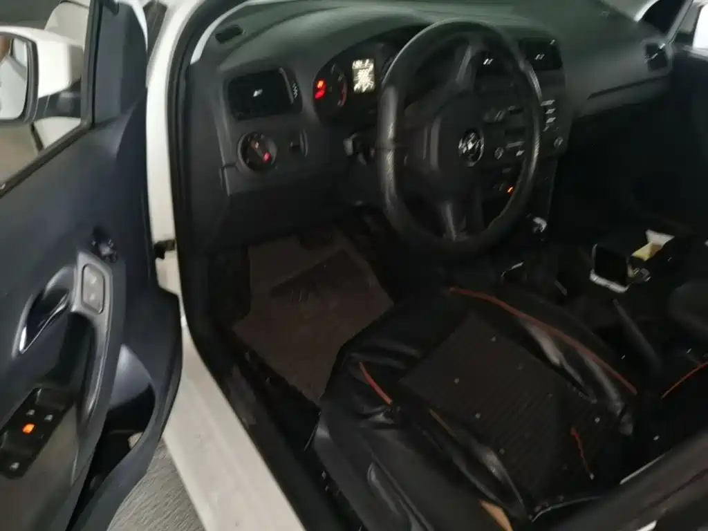 Volkswagen Polo — миниатюра 21