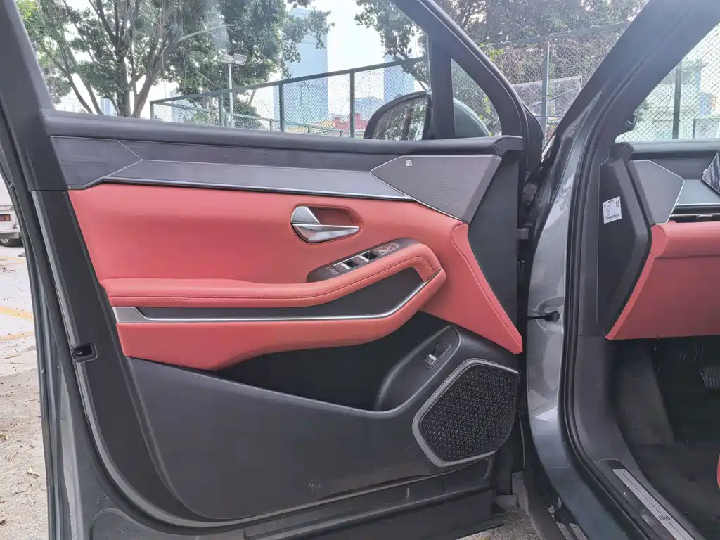 BYD Tang L — миниатюра 3