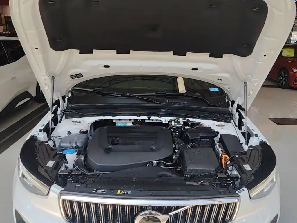 Volvo XC40 — миниатюра 20