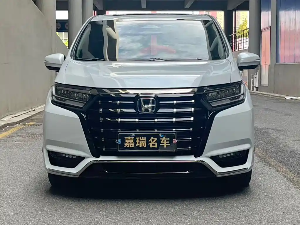 Honda Elysion — миниатюра 2