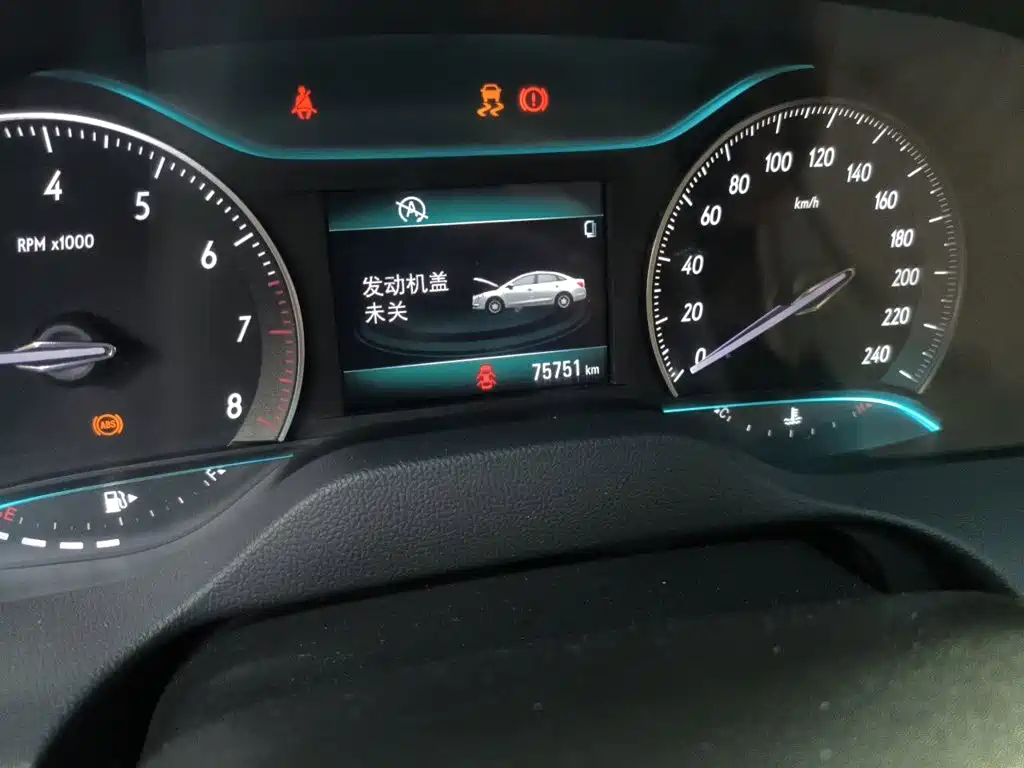 Buick Excelle — миниатюра 13