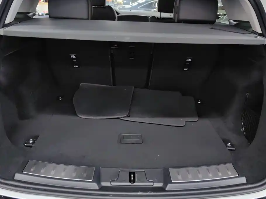 Land Rover Evoque PHEV — миниатюра 4