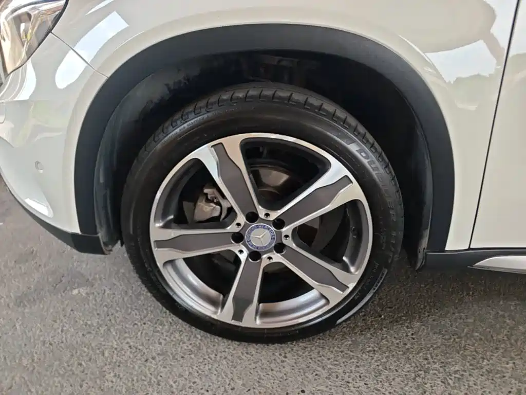 Mercedes-Benz GLA — миниатюра 23