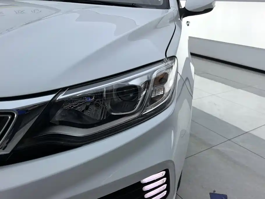 Geely Vision — миниатюра 5