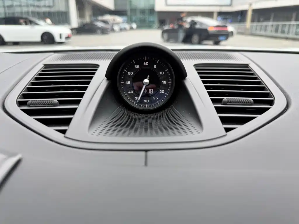 Porsche Panamera — миниатюра 14