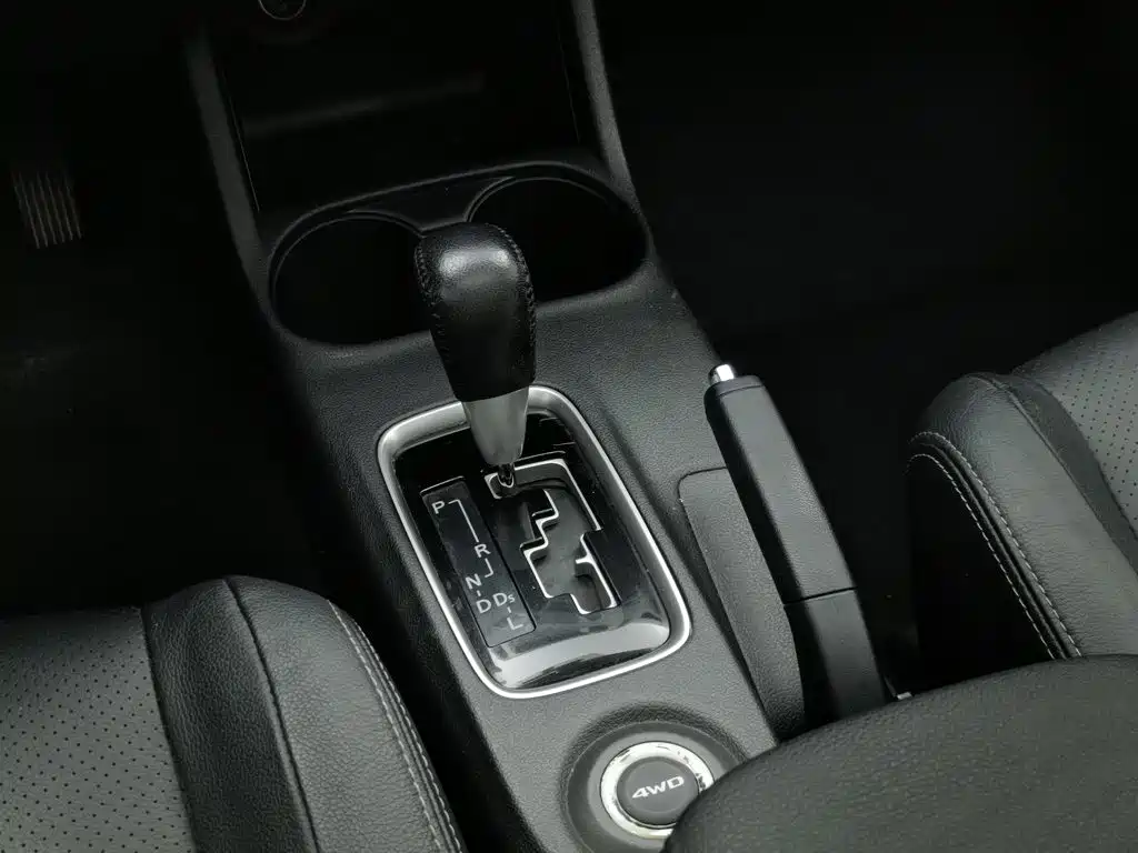 Mitsubishi Outlander (Import) — миниатюра 13