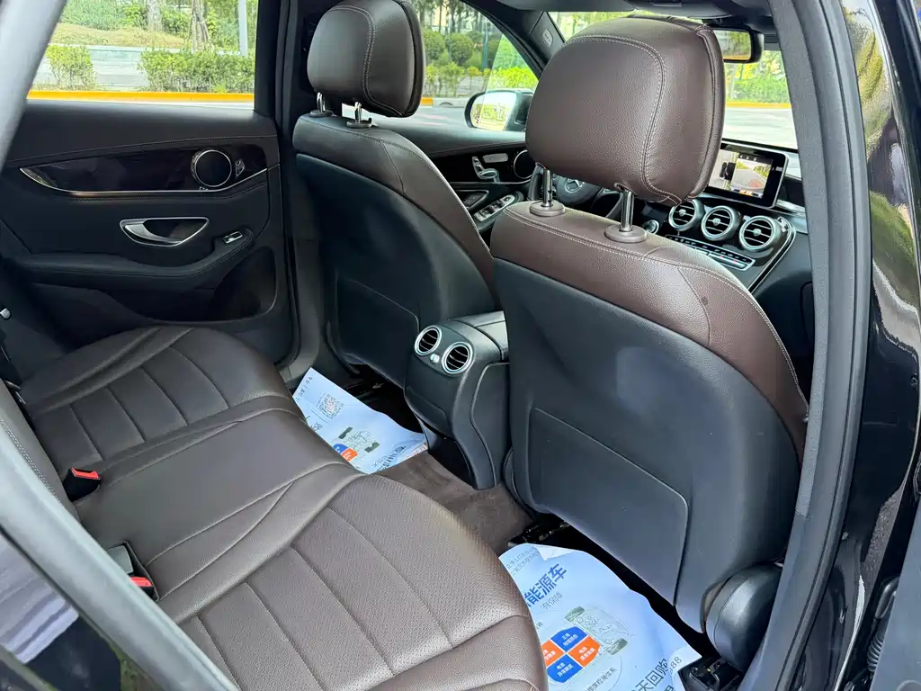 Mercedes-Benz GLC — миниатюра 23