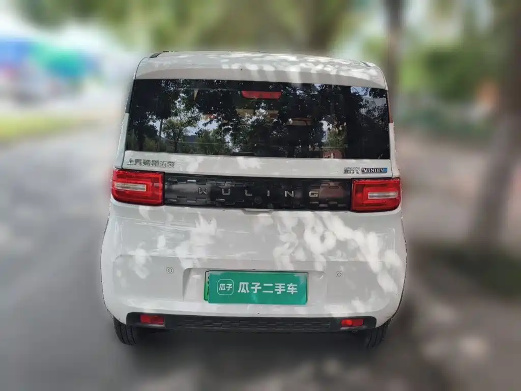 Wuling MINIEV — миниатюра 5