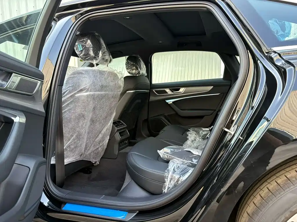 Audi A6L — миниатюра 7